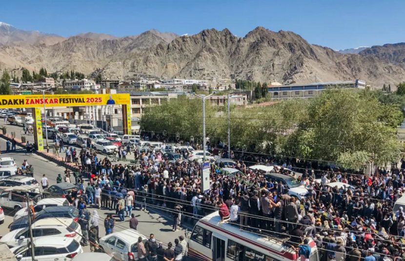 مقبوضہ کشمیرکےعلاقے لداخ میں شدید جھڑپیں ، کرفیونافذ کردیا گیا