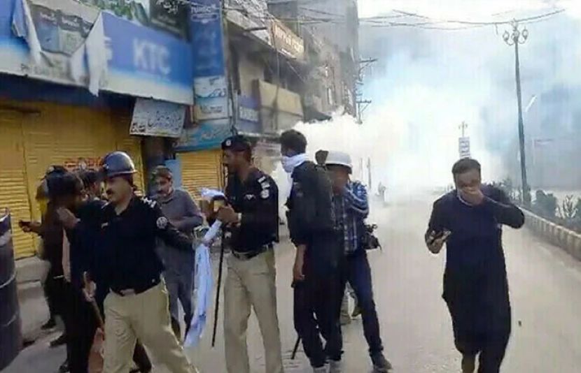 آزاد کشمیر میں پُرتشدد احتجاج روکنے کے لیے حکومتی کمیٹی کی کوششیں جاری ہیں