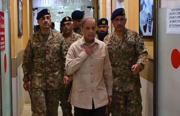 وزیراعظم اور فیلڈ مارشل کا سیلاب زدہ علاقوں کا دورہ