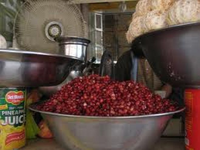 چکوال میں انار کے جوس سے خون کے بجائے بیماریوں کی افزائش