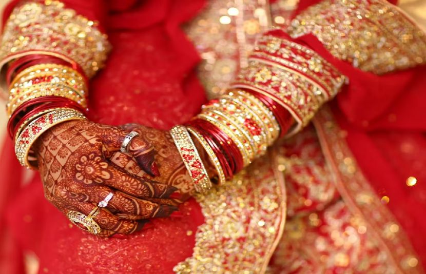 32 شادیاں رچانے والی لڑکی کی حقیقت کیا ہے؟