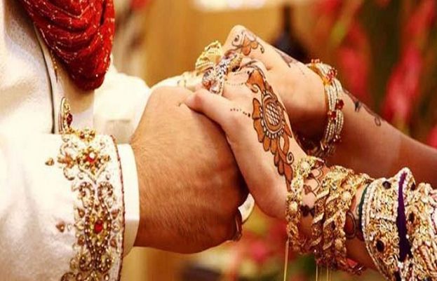 شادی کی عجیب رسم جو پہلے نہ کبھی سنی نہ کبھی دیکھی