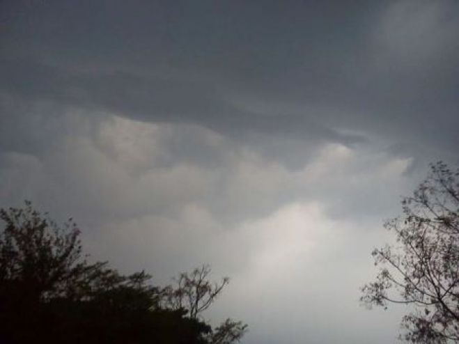 بارش برستے ہیں وفاقی دارالحکومت میں سردی کے موسم کا آغاز ہوگیا ہے