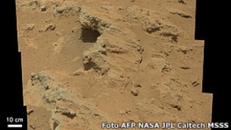 مریخ پر پانی کی موجودگی کا حتمی ثبوت مل گیا