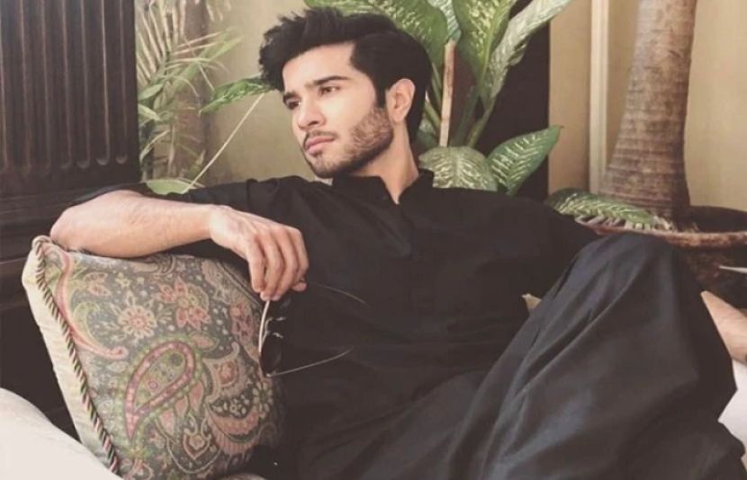 فیروز خان کا تنقید کرنے والوں کودو ٹوک جواب