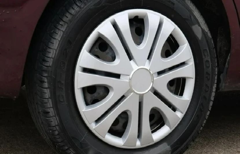 ہب کیپس سے گاڑی کے پہیوں کے وسطی حصے کو کور کیا جاتا ہے