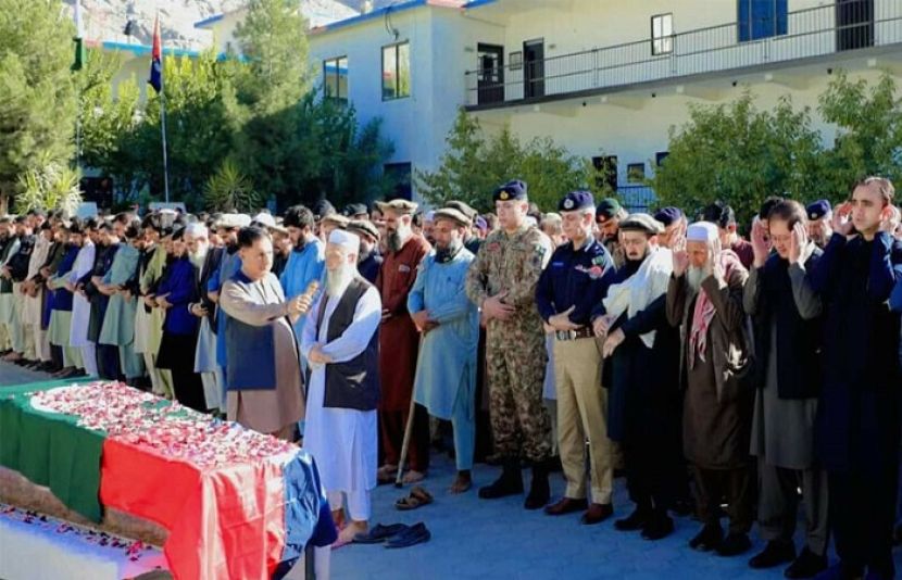 غذر میں چھاپے کے دوران فائرنگ سے ایس ایچ او شہید ہو گئے