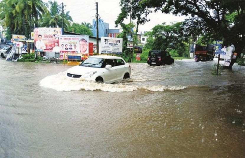 موسلادھار بارش سے نشیبی علاقوں میں پانی جمع ہوگیا