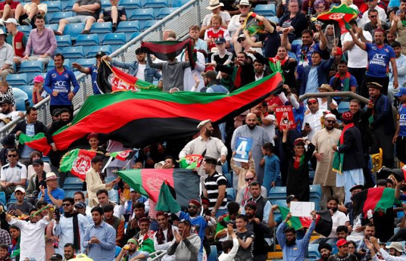 پاکستان اور افغانستان کےمیچ کے دوران افغان شائقین بغیرٹکٹ شارجہ اسٹیڈیم میں داخل