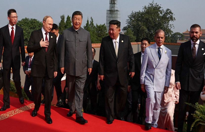 چین میں قومی تاریخ کی سب سے بڑی اور شاندار فوجی پریڈ منعقد کی گئی اور وزیراعظم شہباز شریف کی شرکت