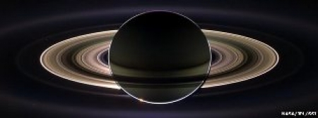 خلائی جہاز ’کاسینی‘ سے سیارہ زحل کی تصویر سنہ 2006 میں لی گئی