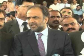 عدالتی حکم پر ضرور عملدر آمد ہوگا: وفاقی وزرا