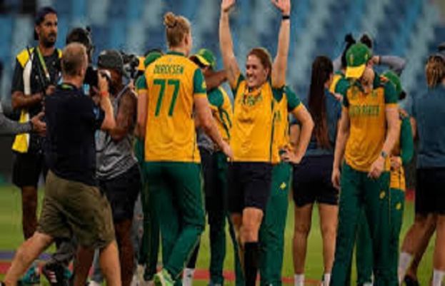جنوبی افریقہ نے ویمنز ورلڈ کپ کے فائنل میں پہلی بار جگہ بنالی