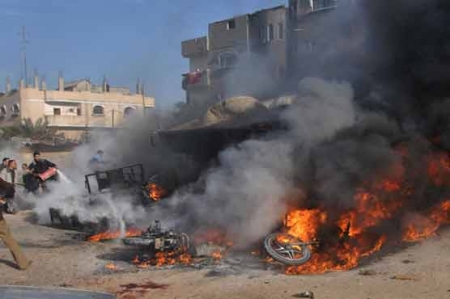 اسرائیل کا غزہ پر فضائی حملہ