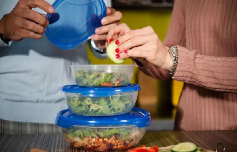 پالسٹک ڈبے صرف ایک بار استعمال کیے جانے چاہیئے