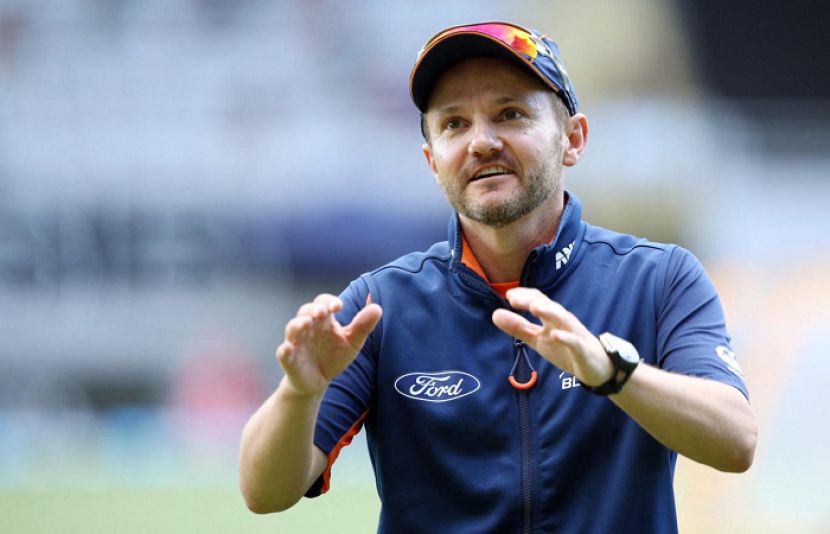 مائیک ہیسن نے قومی کھلاڑیوں کی کارکردگی کو زبردست کامیابی قرار دیا