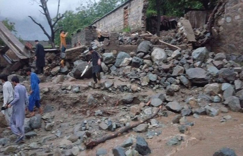باجوڑ میں موسلا دھار بارش اور لینڈسلائیڈنگ