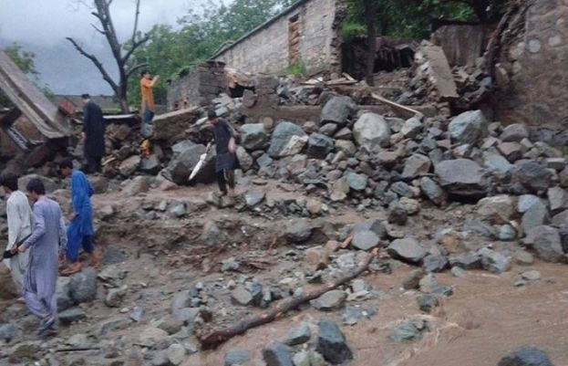 باجوڑ میں موسلا دھار بارش اور لینڈسلائیڈنگ