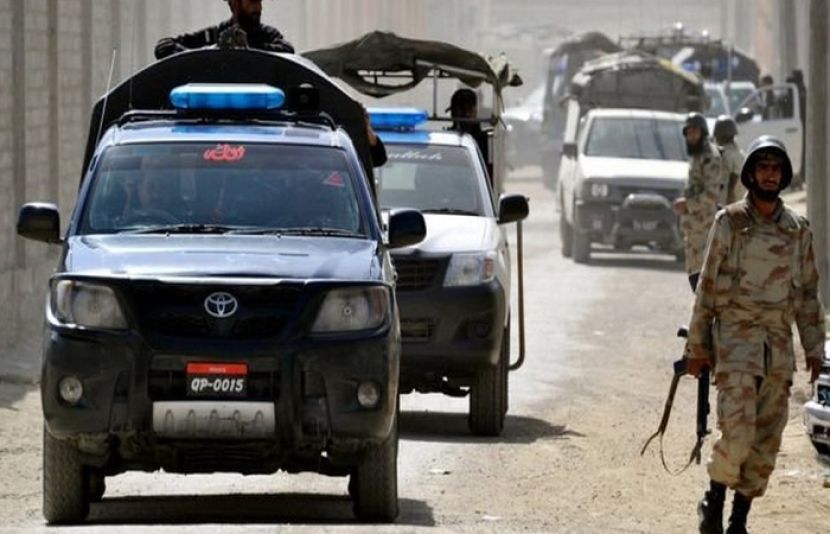 باجوڑ کے علاقے صدیق آباد میں پھاٹک میلہ گراؤنڈ کے قریب بم دھماکا ہوا، جس کے نتیجے میں اسسٹنٹ کمشنر سمیت 4 افراد شہید اور 11 زخمی ہو گئے۔