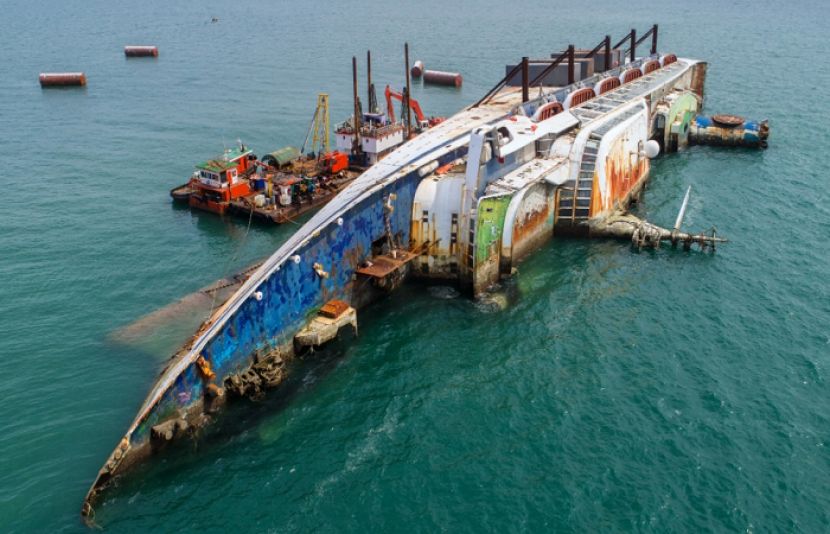 کشتی کو حادثہ ، 26 افراد ہلاک