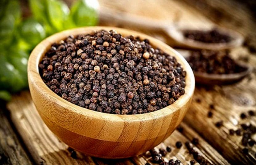 کالی مرچ استعمال کریں اوراپنے آپ کو کئی خطرناک بیماریوں سے محفوظ رکھیں